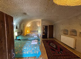 Karadut Cave Hotel