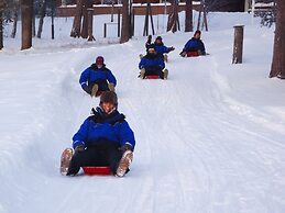 Hotelli Korpikartano