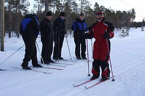 Hotelli Korpikartano