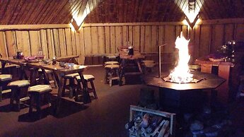 Hotelli Korpikartano