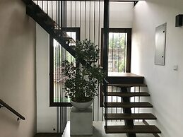 Villa by the Edge