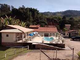 Chalés Pousada Encantos da Serra