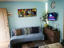 Sorrento 2BR Apartment