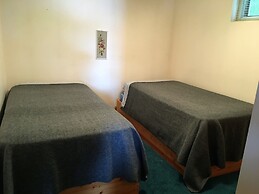 TO Stays - Waterfront Lake House Retreat