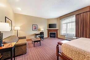 Best Western Plus Dutch Haus Inn and Suites
