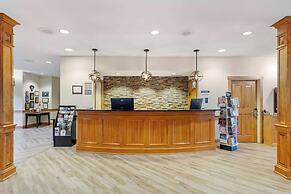 Best Western Plus Dutch Haus Inn and Suites