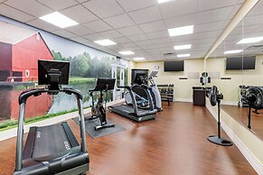 Best Western Plus Dutch Haus Inn and Suites