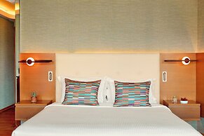 Zeus Essence Wyndham Athens Residence