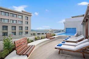 Wyndham Athens Residence