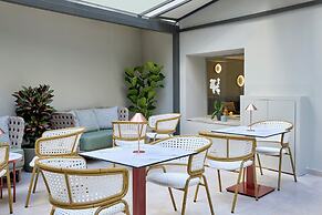 Wyndham Athens Residence