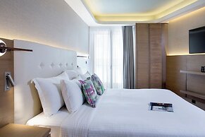 Wyndham Athens Residence