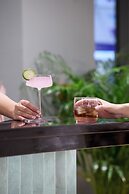 Wyndham Athens Residence