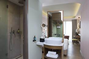 Wyndham Athens Residence