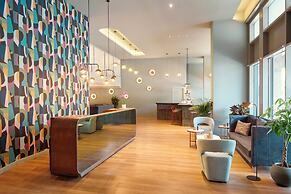 Zeus Essence Wyndham Athens Residence