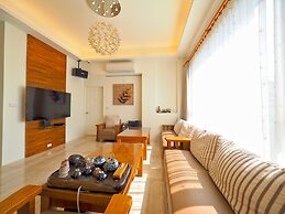 Sakura Bed and Breakfast