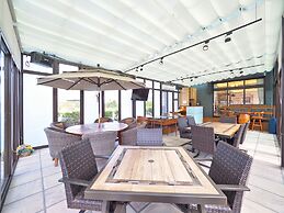 Sakura Bed and Breakfast