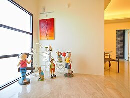 Sakura Bed and Breakfast