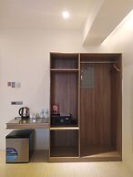 Eastland Hotel and Residences