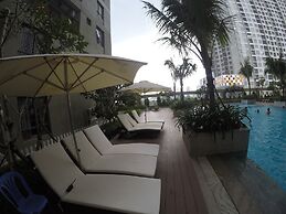 Riverfront Osis Resort Balcony