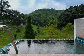 Swiss Valley Hip Resort