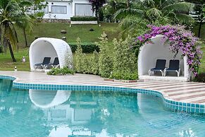 Swiss Valley Hip Resort