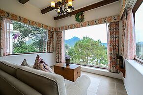 Swiss Valley Hip Resort