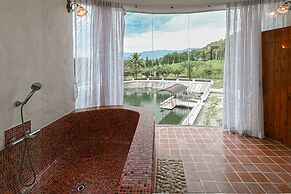 Swiss Valley Hip Resort