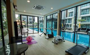 Tropical Villa Service Suite