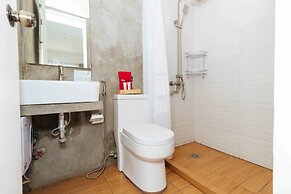 RedDoorz Plus @ Boni Avenue Mandaluyong