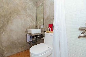 RedDoorz Plus @ Boni Avenue Mandaluyong