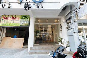 RedDoorz Plus @ Boni Avenue Mandaluyong