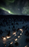 Wilderness Hotel Muotka & Igloos