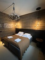 Wilderness Hotel Muotka & Igloos