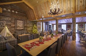 Wilderness Hotel Muotka & Igloos