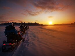 Wilderness Hotel Nellim & Igloos