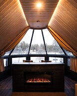 Wilderness Hotel Nellim & Igloos