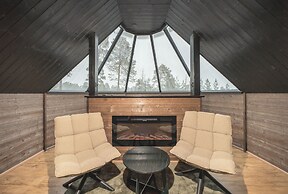 Wilderness Hotel Nellim & Igloos