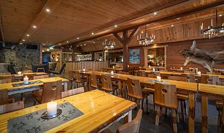 Wilderness Hotel Nellim & Igloos