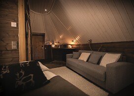 Wilderness Hotel Nellim & Igloos