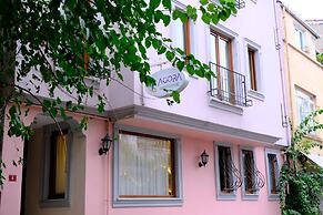 Agora Guesthouse & Hostel