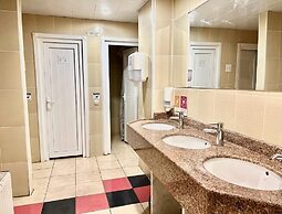 Agora Guesthouse & Hostel
