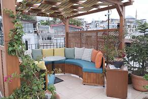 Agora Guesthouse & Hostel