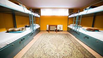 Agora Guesthouse & Hostel