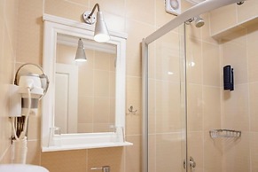 Agora Guesthouse & Hostel