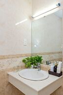 Ngoc Hanh Beach Hotel