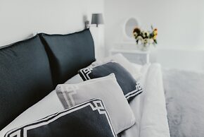 Coco Chanel Boutique Apartment