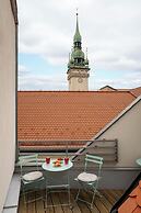 Coco Chanel Boutique Apartment by goodnite cz