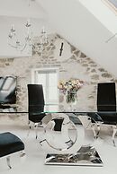 Coco Chanel Boutique Apartment