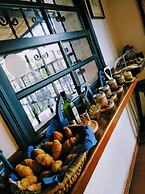 Zhimbad B&B by the sea