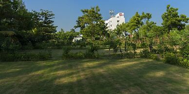 Rajhans Hotel and Resort